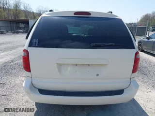2001 Dodge Caravan ES with VIN 2B4GP54L11R322680, listed as a IAAI auction lot 42027676 with 178,265 mi miles. Bid and sale history available at carsss.com. Image 16.