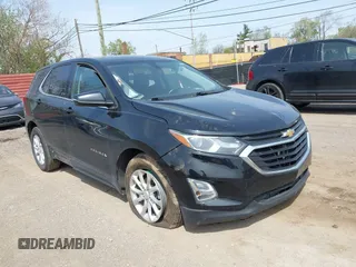2019 Chevrolet Equinox LT z VIN 2GNAXUEV8K6120044, wystawiony jako IAAI lot #42120472 z przebiegiem 131 036 mil mil oraz . Historia ofert i sprzedaży dostępna na DreamBid. Obrazek 1.