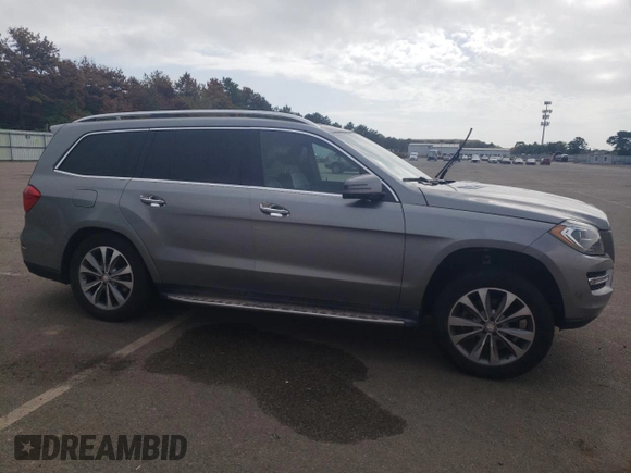 2015 Mercedes-Benz GL-Class GL 450 with VIN 4JGDF6EEXFA523693, listed as a Copart auction lot 71162193 with 141,708 mi miles. Bid and sale history available at carsss.com. Image 4.