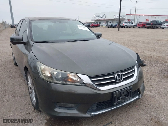 2015 Honda Accord Sedan EX-L with VIN 1HGCR2F87FA046067, listed as a IAAI auction lot 41630888 with 178,560 mi miles. Bid and sale history available at carsss.com. Image 1.