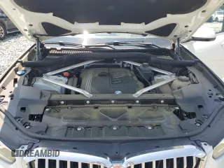 2019 BMW X5 xDrive40i with VIN 5UXCR6C5XKLL61071, listed as a Copart auction lot 60158945 with 67,631 mi miles and Salvage title. Bid and sale history available at DreamBid. Image 12.