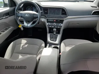 2020 Hyundai Elantra SEL z VIN 5NPD84LF6LH551347, wystawiony jako Copart lot #57335135 z przebiegiem 34 210 mil mil oraz Szkoda całkowita • Salvage title. Historia ofert i sprzedaży dostępna na DreamBid. Obrazek 8.