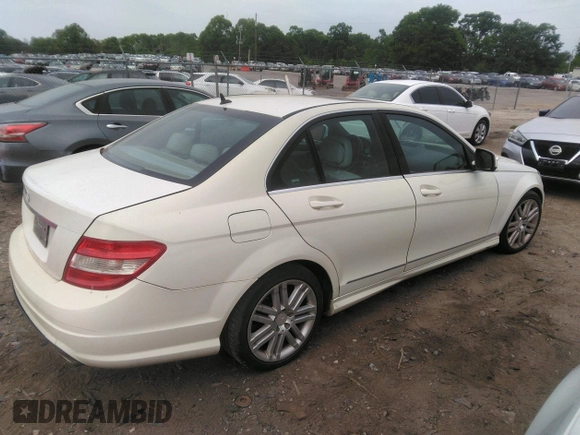 2009 Mercedes-Benz C-Class 3.0L Sport with VIN WDDGF54X99R072248, listed as a IAAI auction lot 42092318 with 249,590 mi miles. Bid and sale history available at carsss.com. Image 4.