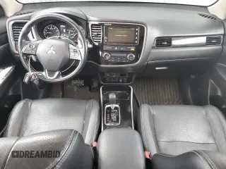 2017 Mitsubishi Outlander GT z VIN JA4JZ4AX3HZ032293, wystawiony jako Copart lot #85739944 z przebiegiem 142 555 mil mil oraz Szkoda całkowita • Salvage title. Historia ofert i sprzedaży dostępna na DreamBid. Obrazek 8.