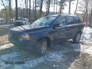 2010 Volvo XC90 I6 with VIN YV4982CZ5A1550406, listed as a IAAI auction lot 41390023 with 205,774 mi miles and . Bid and sale history available at carsss.com. Image 17.