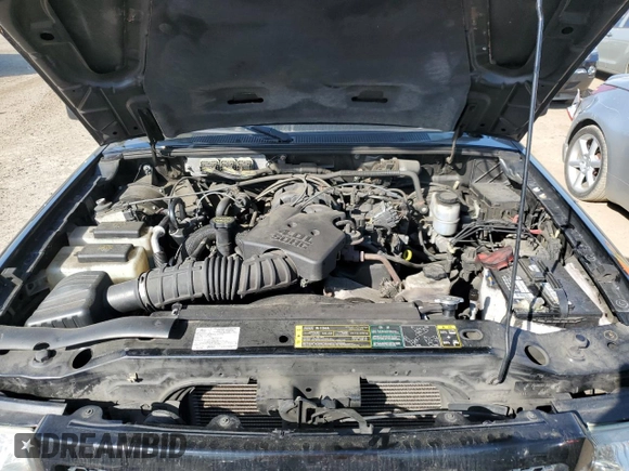 2008 Ford Ranger XLT with VIN 1FTZR45E28PB14853, listed as a Copart auction lot 52653105 with 176,428 mi miles and Clean title. Bid and sale history available at DreamBid. Image 11.