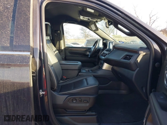 2023 Chevrolet Suburban Premier z VIN 1GNSKFKD0PR135739, wystawiony jako IAAI lot #41808983 z przebiegiem 64 683 mil mil oraz . Historia ofert i sprzedaży dostępna na DreamBid. Obrazek 5.
