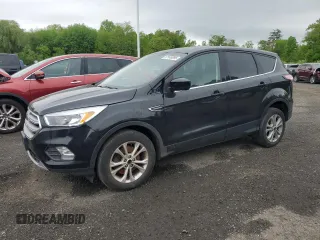 2017 Ford Escape SE z VIN 1FMCU9G90HUA28827, wystawiony jako Copart lot #57149295 z przebiegiem 144 395 mil mil oraz Czysty tytuł • Clean title. Historia ofert i sprzedaży dostępna na DreamBid. Obrazek 1.