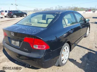 2006 Honda Civic Sdn LX with VIN 1HGFA16586L139771, listed as a IAAI auction lot 41894847 with 230,878 mi miles. Bid and sale history available at carsss.com. Image 4.