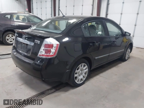 2011 Nissan Sentra SR with VIN 3N1AB6AP8BL713282, listed as a IAAI auction lot 41813826 with 109,566 mi miles and . Bid and sale history available at DreamBid. Image 4.