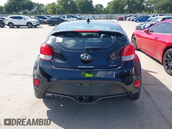 2016 Hyundai Veloster Turbo z VIN KMHTC6AE7GU255020, wystawiony jako IAAI lot #42720287 z przebiegiem 89 629 mil mil oraz . Historia ofert i sprzedaży dostępna na DreamBid. Obrazek 17.