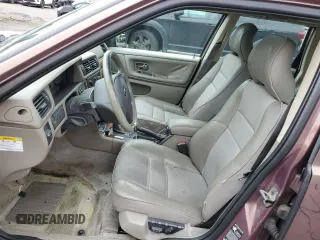 1998 Volvo V70 XC Cross Country z VIN YV1LZ5647W2430321, wystawiony jako Copart lot #85701174 z przebiegiem 205 873 mil mil oraz Szkoda całkowita • Salvage title. Historia ofert i sprzedaży dostępna na DreamBid. Obrazek 7.