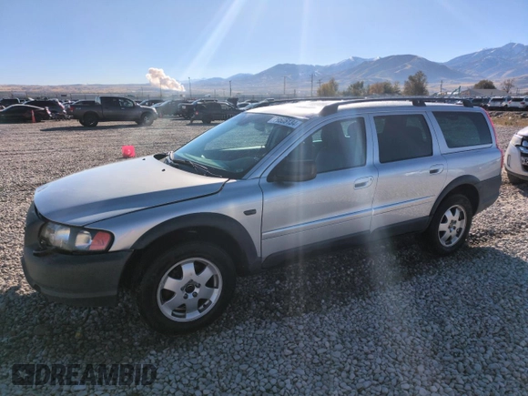2003 Volvo V70 XC70 z VIN YV1SZ59H831111876, wystawiony jako Copart lot #79505134 z przebiegiem 175 692 mil mil oraz Szkoda całkowita • Salvage title. Historia ofert i sprzedaży dostępna na DreamBid. Obrazek 1.