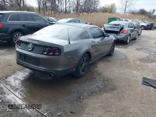 2014 Ford Mustang V6 with VIN 1ZVBP8AM1E5277123, listed as a IAAI auction lot 41917529 with 121,631 mi miles. Bid and sale history available at carsss.com. Image 4.