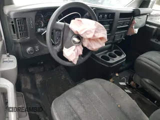 2021 Chevrolet Express Cargo с VIN 1GCWGAFP1M1218139, выставлен на аукционе Copart как лот 43966525 с пробегом 47 417 миль миль и Списание • Salvage title. История ставок и продаж доступна на DreamBid. Изображение 8.