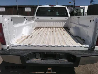 2008 Chevrolet Silverado 1500 Work Truck with VIN 1GCEK14C48Z215558, listed as a IAAI auction lot 41947700 with 147,591 mi miles. Bid and sale history available at carsss.com. Image 8.