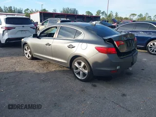 2013 Acura ILX 2.4L Premium Pkg with VIN 19VDE2E58DE000708, listed as a IAAI auction lot 41167828 with 235,181 mi miles. Bid and sale history available at carsss.com. Image 3.