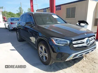 2021 Mercedes-Benz GLC with VIN W1N0G8DB2MV268135, listed as a IAAI auction lot 41692573 with 91,562 mi miles. Bid and sale history available at carsss.com. Image 1.