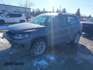 2017 Volkswagen Tiguan S z VIN WVGAV7AX1HK050251, wystawiony jako IAAI lot #41608261 z przebiegiem 172 298 mil mil oraz . Historia ofert i sprzedaży dostępna na DreamBid. Obrazek 17.