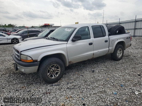 2004 Dodge Dakota Sport z VIN 1D7HG38K04S740136, wystawiony jako Copart lot #57356795 z przebiegiem 181 507 mil mil oraz Tytuł czysty. Historia ofert i sprzedaży dostępna na DreamBid. Obrazek 1.