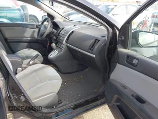 2011 Nissan Sentra SR with VIN 3N1AB6AP3BL695211, listed as a IAAI auction lot 41956190 with 135,175 mi miles and . Bid and sale history available at DreamBid. Image 5.