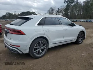 2021 Audi Q8 Premium Plus z VIN WA1EVAF18MD004657, wystawiony jako Copart lot #45008865 z przebiegiem 42 489 mil mil oraz Szkody całkowita. Historia ofert i sprzedaży dostępna na DreamBid. Obrazek 3.