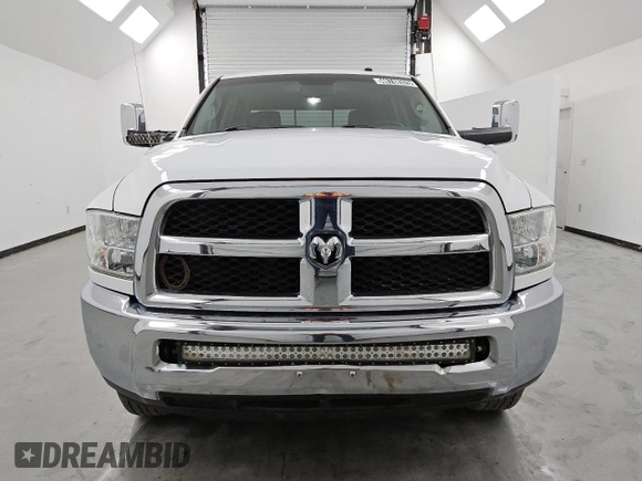 2015 Ram 2500 SLT with VIN 3C6TR5DT9FG515711, listed as a Copart auction lot 49556925 with 158,005 mi miles and Clean Title. Bid and sale history available at carsss.com. Image 5.