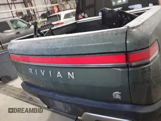 2022 Rivian R1T Adventure Package with VIN 7FCTGAAA0NN004365, listed as a IAAI auction lot 41534730 with 1 mi miles. Bid and sale history available at carsss.com. Image 16.