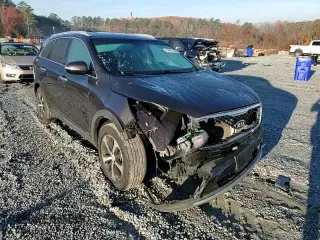 2017 Kia Sorento EX with VIN 5XYPHDA11HG216127, listed as a Copart auction lot 82587064 with 115,789 mi miles and Salvage Title. Bid and sale history available at carsss.com. Image 12.