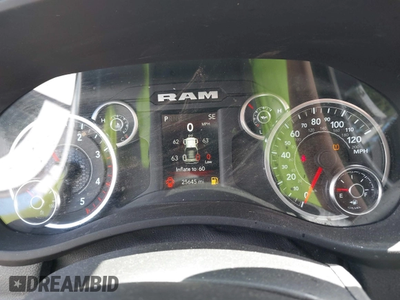 2022 Ram 2500 Tradesman with VIN 3C6UR5CLXNG368285, listed as a IAAI auction lot 39611405 with 25,645 mi miles. Bid and sale history available at carsss.com. Image 7.