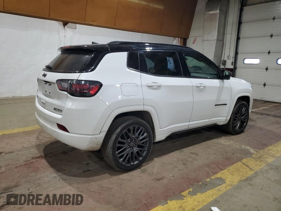 2022 Jeep Compass (RED) Edition с VIN 3C4NJDCB0NT181537, выставлен на аукционе Copart как лот 43697425 с пробегом 41 713 миль миль и Списание • Salvage title. История ставок и продаж доступна на DreamBid. Изображение 3.