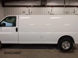2017 Chevrolet Express Cargo Van with VIN 1GCWGBFF3H1186362, listed as a IAAI auction lot 41943220 with 163,229 mi miles. Bid and sale history available at carsss.com. Image 14.