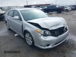 2011 Toyota Avalon with VIN 4T1BK3DB4BU379365, listed as a IAAI auction lot 41391732 with 160,563 mi miles and . Bid and sale history available at DreamBid. Image 1.