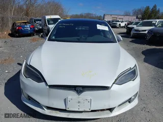 2016 Tesla Model S 90D with VIN 5YJSA1E2XGF171288, listed as a IAAI auction lot 41766075 with 112,927 mi miles. Bid and sale history available at carsss.com. Image 11.