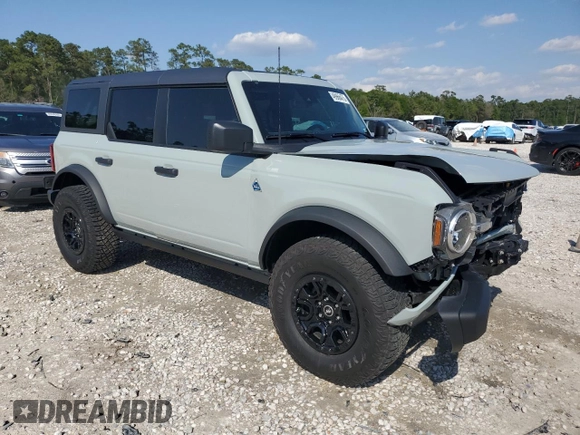 2024 Ford Bronco Black Diamond with VIN 1FMDE1BH6RLB16242, listed as a Copart auction lot 49966475 with 4,672 mi miles and Salvage title. Bid and sale history available at DreamBid. Image 4.