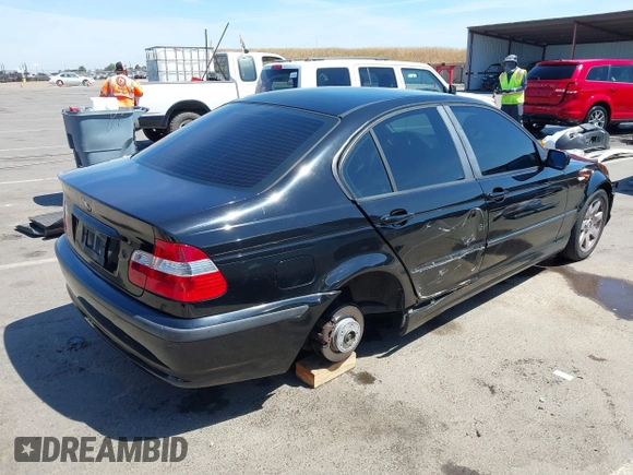 2002 BMW 3 Series 325i z VIN WBAEV33452KL77466, wystawiony jako IAAI lot #42224224 z przebiegiem 115 077 mil mil oraz . Historia ofert i sprzedaży dostępna na DreamBid. Obrazek 4.