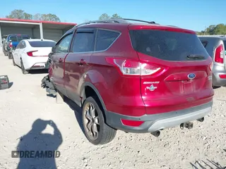 2013 Ford Escape Titanium with VIN 1FMCU0J95DUA97835, listed as a IAAI auction lot 41819940 with 198,536 mi miles. Bid and sale history available at carsss.com. Image 3.