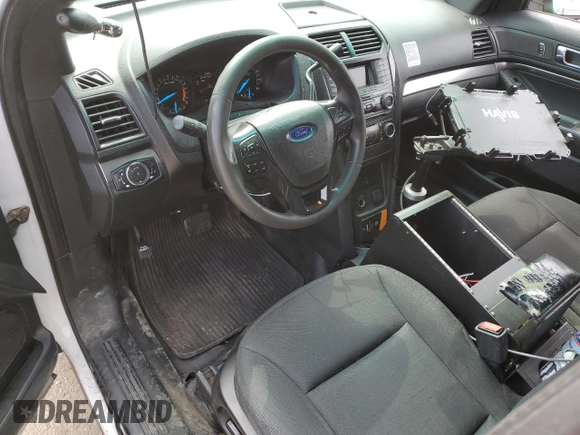 2016 Ford Utility Police Interceptor with VIN 1FM5K8ARXGGC26877, listed as a Copart auction lot 64150904 with 215,019 mi miles and Salvage Title. Bid and sale history available at carsss.com. Image 8.