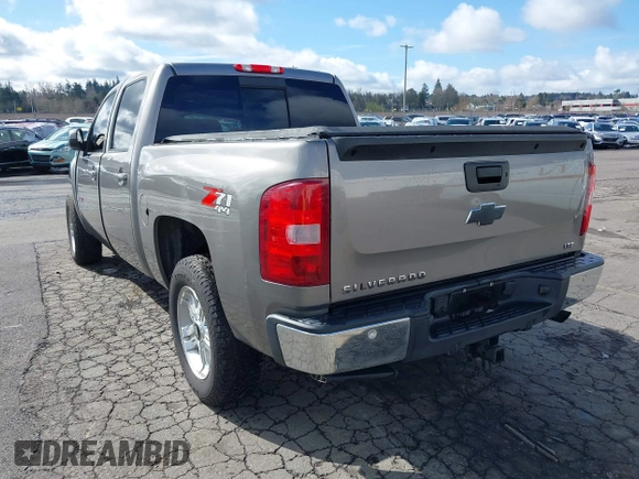 2007 Chevrolet Silverado 1500 LTZ with VIN 3GCEK13Y97G546454, listed as a IAAI auction lot 41819070 with 161,498 mi miles and . Bid and sale history available at DreamBid. Image 3.
