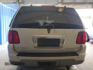 2004 Lincoln Navigator Luxury with VIN 5LMFU28R84LJ37889, listed as a Copart auction lot 80765264 with 167,470 mi miles and Salvage Title. Bid and sale history available at carsss.com. Image 6.