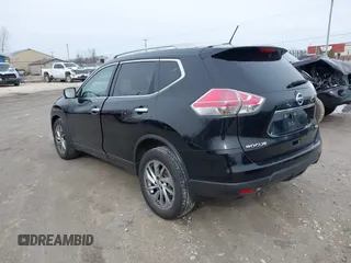 2015 Nissan Rogue SL with VIN 5N1AT2MV2FC868033, listed as a IAAI auction lot 41917999 with 99,547 mi miles. Bid and sale history available at carsss.com. Image 3.