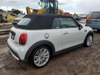 2024 MINI Convertible Cooper S z VIN WMW43DL02R3S01743, wystawiony jako Copart lot #70023744 z przebiegiem 6 847 mil mil oraz Szkoda całkowita • Salvage title. Historia ofert i sprzedaży dostępna na DreamBid. Obrazek 3.