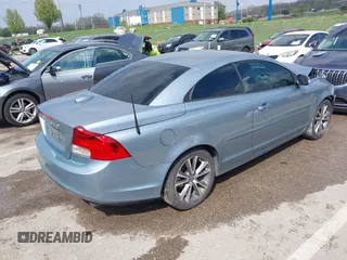 2012 Volvo C70 T5 с VIN YV1672MC3CJ127937, выставлен на аукционе IAAI как лот 42005405 с пробегом 122 653 миль миль и . История ставок и продаж доступна на DreamBid. Изображение 4.