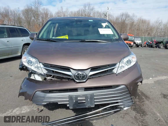 2020 Toyota Sienna XLE Auto Access Seat with VIN 5TDYZ3DCXLS050310, listed as a IAAI auction lot 41469930 with 77,370 mi miles and . Bid and sale history available at DreamBid. Image 12.