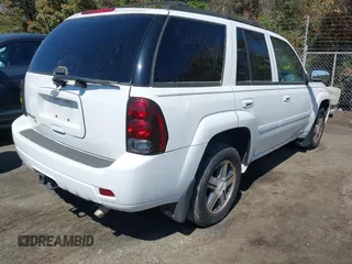 2007 Chevrolet TrailBlazer LS with VIN 1GNDS13S472196271, listed as a IAAI auction lot 41792256 with 201,810 mi miles and . Bid and sale history available at DreamBid. Image 4.