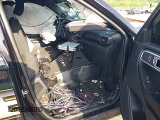 2021 Ford Police Interceptor Utility z VIN 1FM5K8AB8MGB61624, wystawiony jako IAAI lot #42162652 z przebiegiem 100 231 mil mil oraz . Historia ofert i sprzedaży dostępna na DreamBid. Obrazek 5.