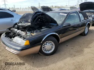 1995 Mercury Cougar z VIN 1MELM62W3SH605641, wystawiony jako Copart lot #69790384 z przebiegiem 40 675 mil mil oraz Szkody całkowita. Historia ofert i sprzedaży dostępna na DreamBid. Obrazek 1.