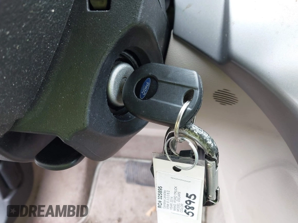 2014 Ford Escape SE with VIN 1FMCU9GX4EUE32062, listed as a IAAI auction lot 42710911 with 68,201 mi miles and . Bid and sale history available at DreamBid. Image 11.