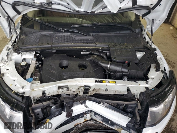 2015 Land Rover Range Rover Evoque Prestige with VIN SALVV2BG2FH036658, listed as a Copart auction lot 86829314 with 104,895 mi miles and Salvage title. Bid and sale history available at DreamBid. Image 13.