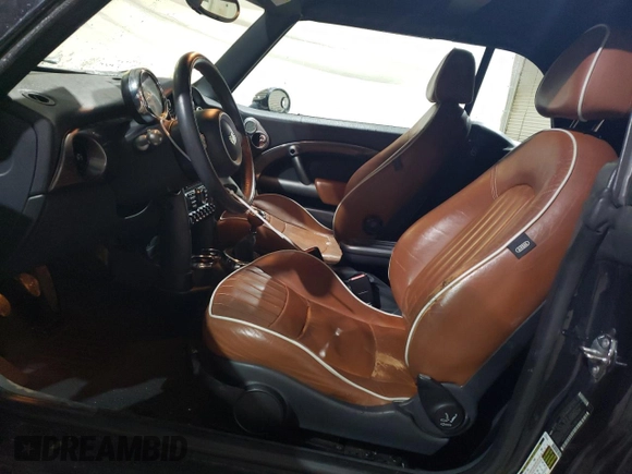 2008 MINI Convertible with VIN WMWRF33538TF67537, listed as a Copart auction lot 86498134 with 120,044 mi miles and Clean title. Bid and sale history available at DreamBid. Image 7.